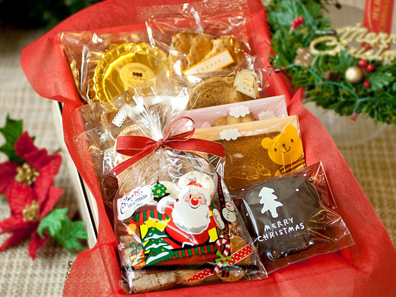 季節のギフトセット クリスマスバージョン プリンとケーキのロンシャン洋菓子店